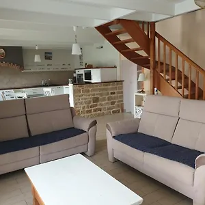 Hébergement de vacances Maison De Campagne Spacieuse, Ploudalmézeau
